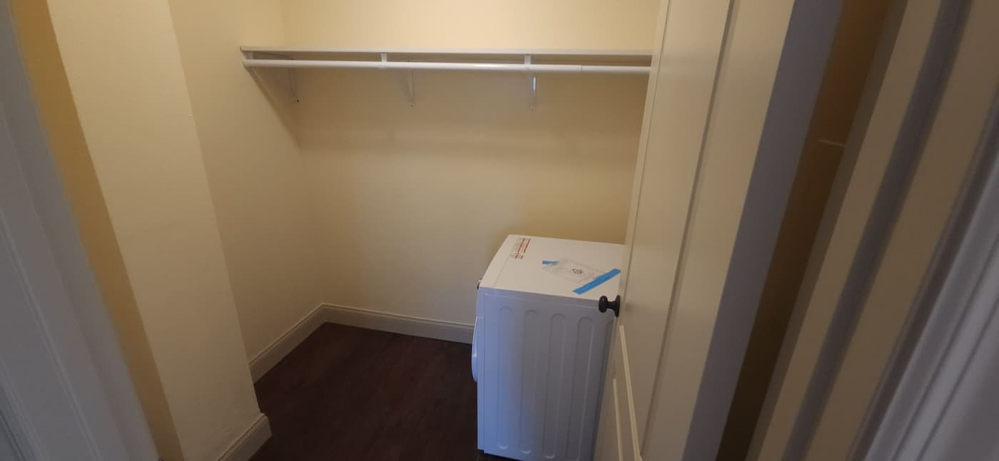 1416 E State St - Apartment - 14