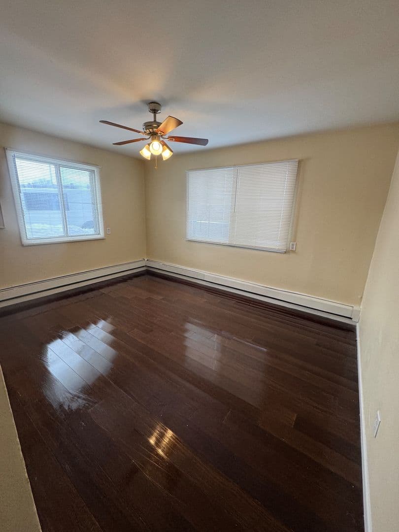 Riverside Terrace Apartments - Apartment - 11