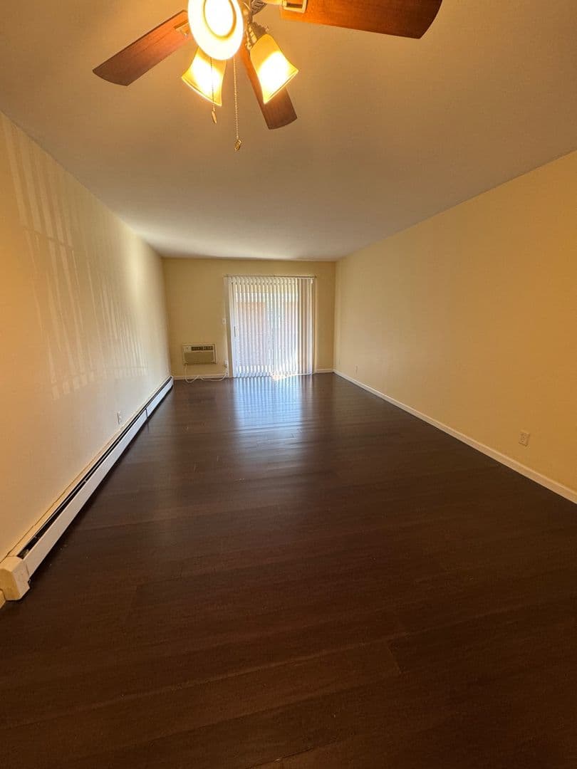 Riverside Terrace Apartments - Apartment - 3