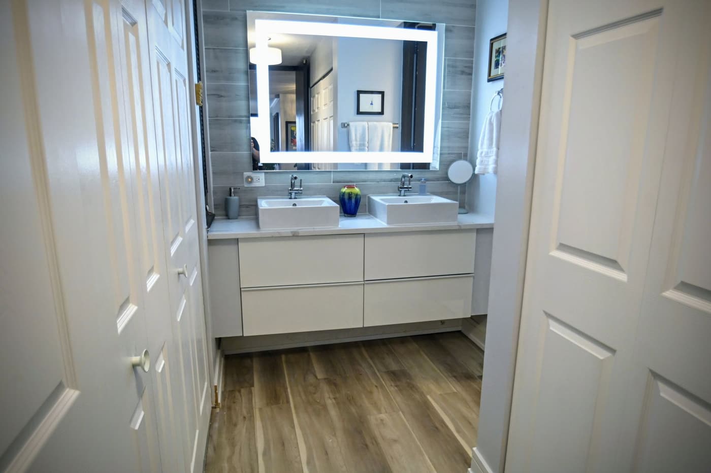 Rock River Tower  - Apartment - 63