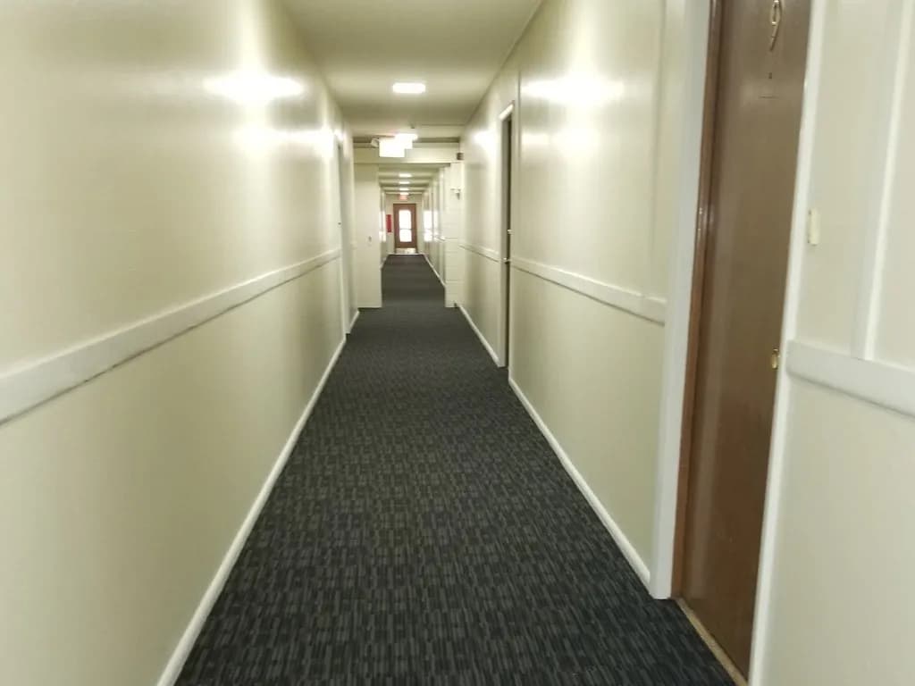 Rockford apartments for rent - image - n-4-1920w.webp