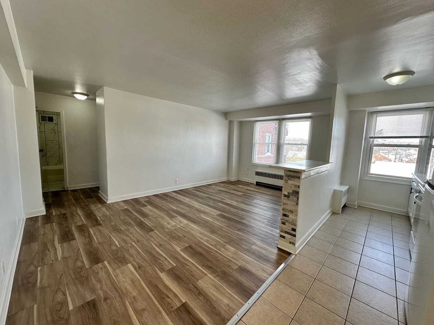 MAIN STREET APARTMENTS - Apartment - 39