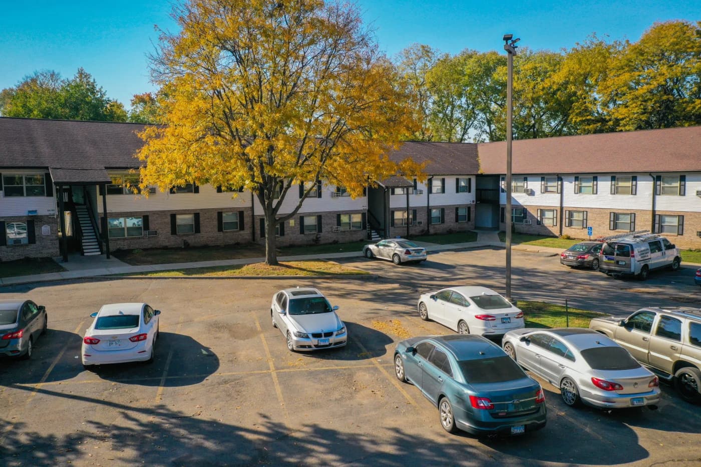 HERSHEY MANOR APARTMENTS - Apartment - 5