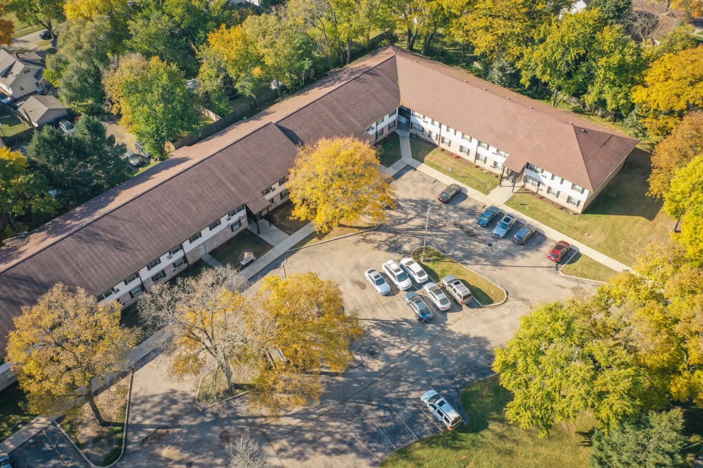 HERSHEY MANOR APARTMENTS - Apartment - 4