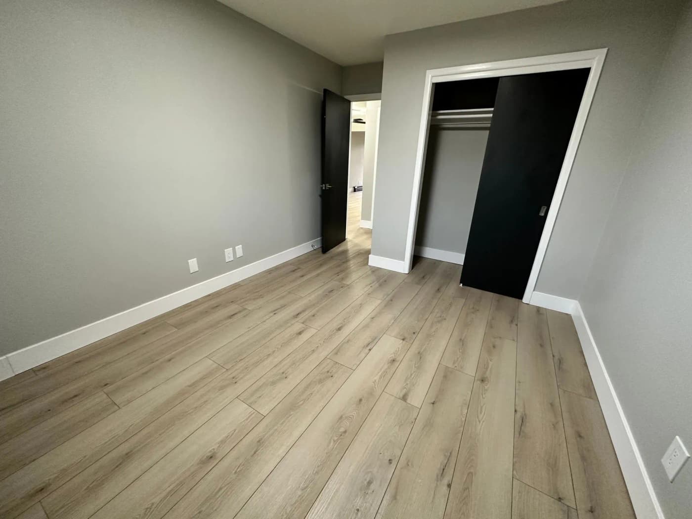 Harrison Beach Apartments - Apartment - 12