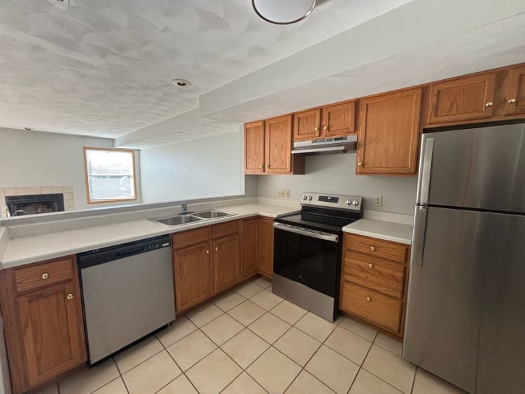 Rockford apartments for rent - image - original.jpg_16.jpeg