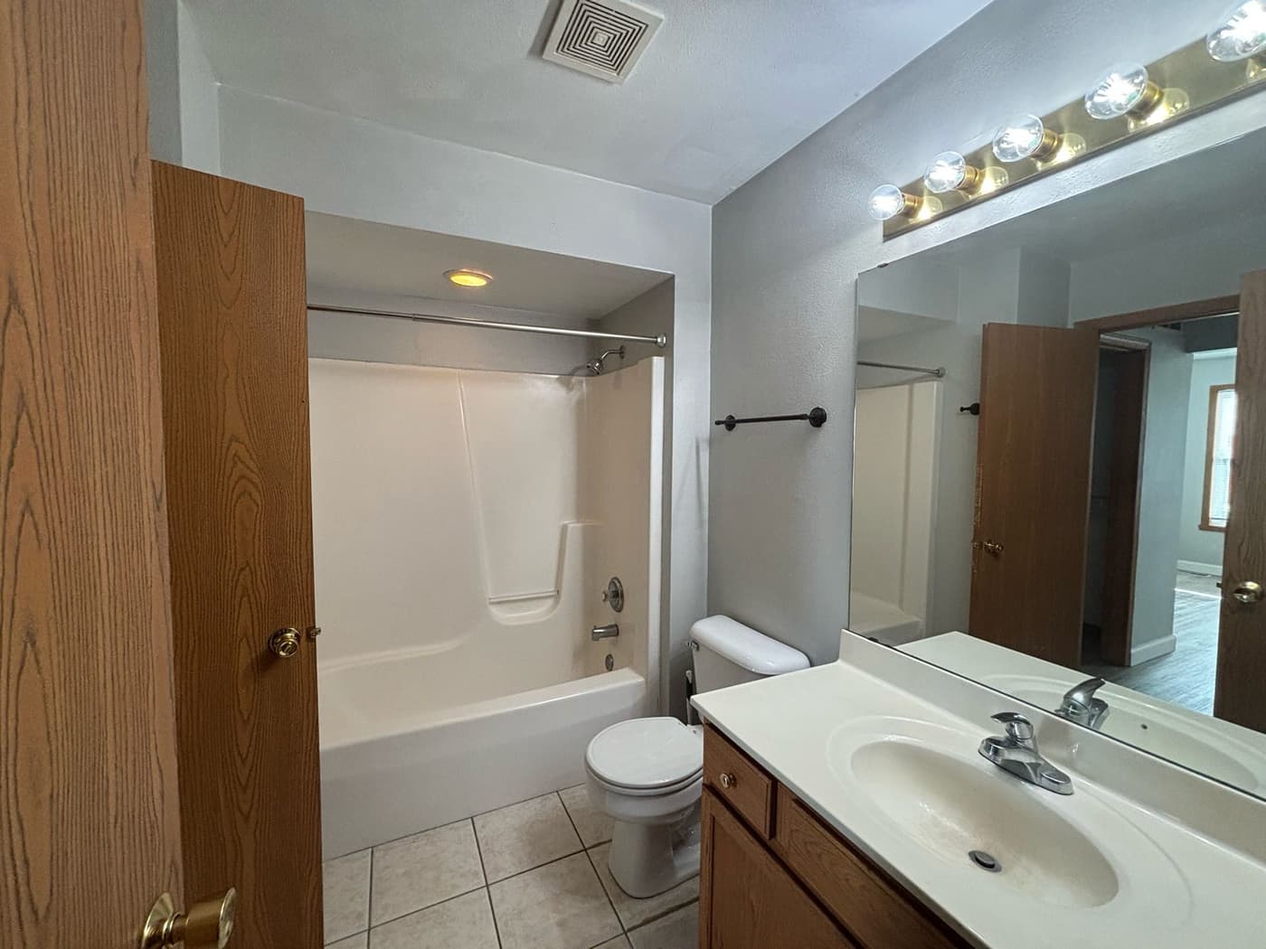 Rockford Townhomes East - Townhome - 33