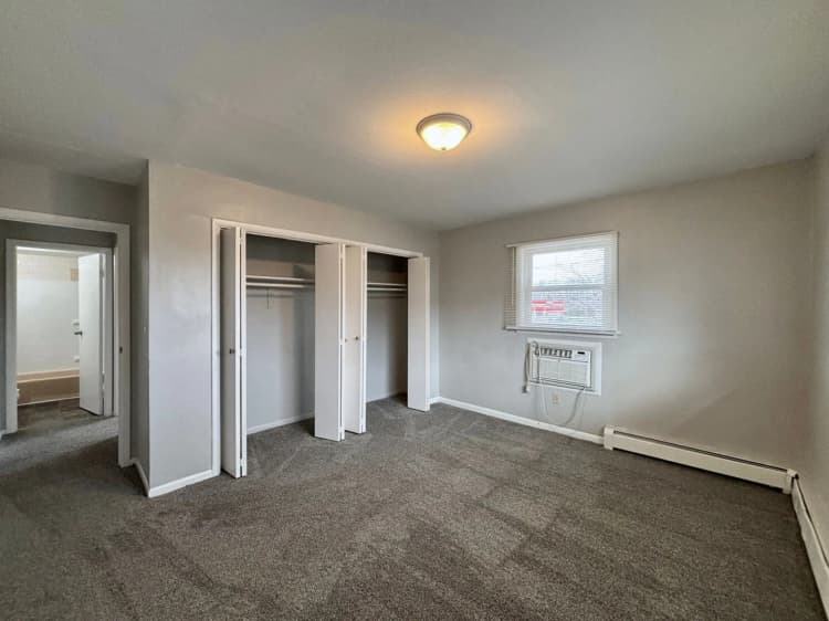 Rockford apartments for rent - image - 001990-1920w.webp