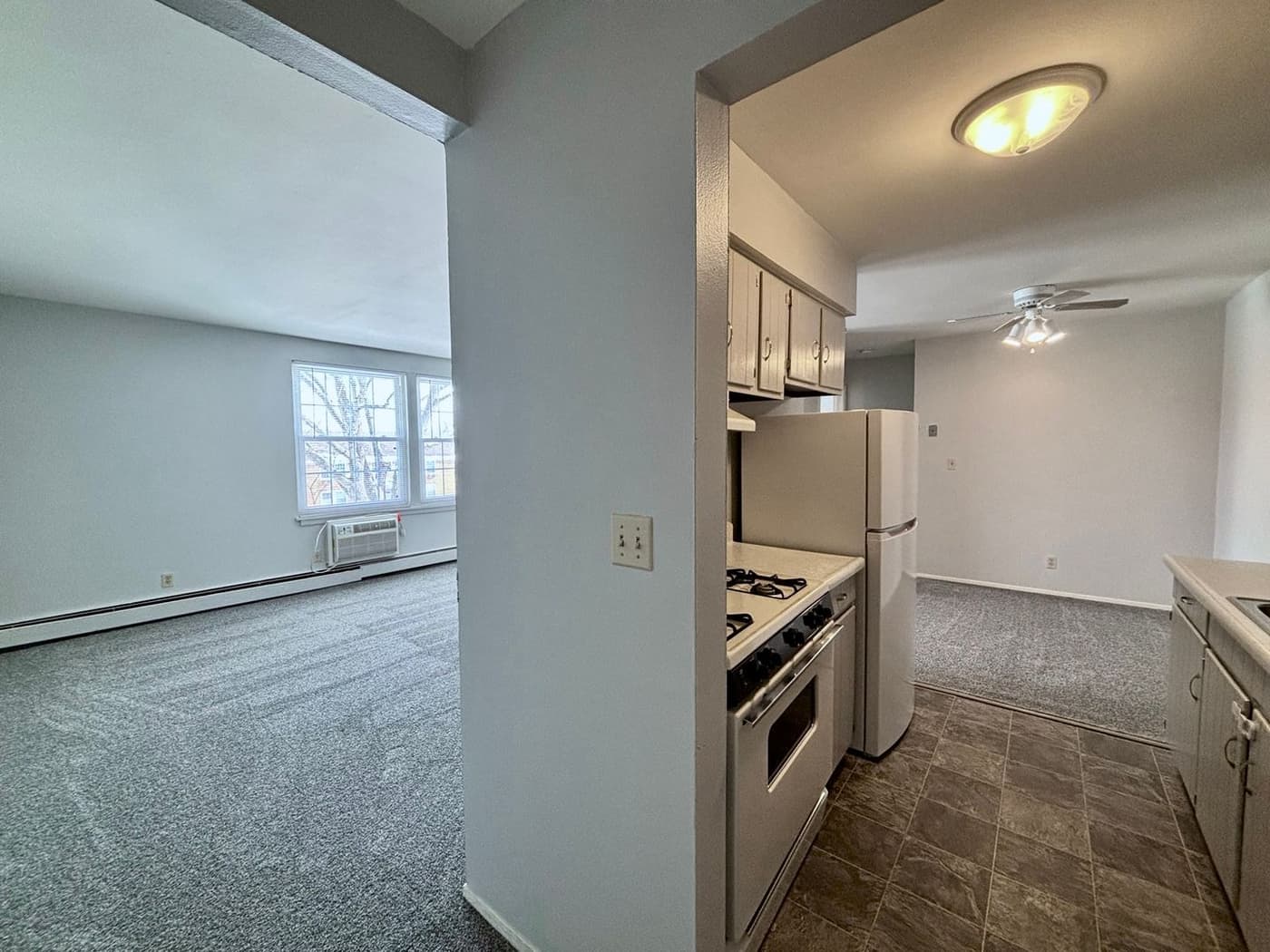 The Arbors - Rockford - Apartment - 73