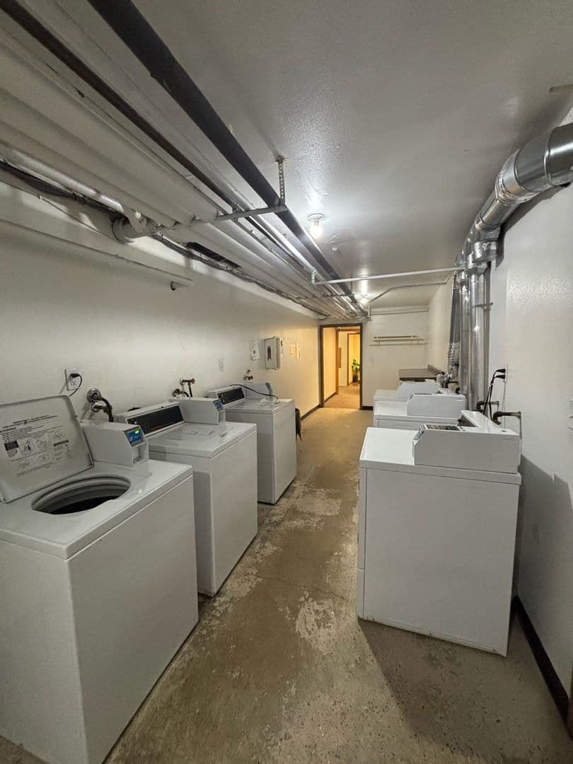 The Arbors - Rockford - Apartment - 11