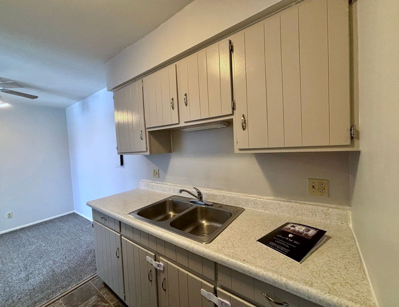 The Arbors - Rockford - Apartment - 28