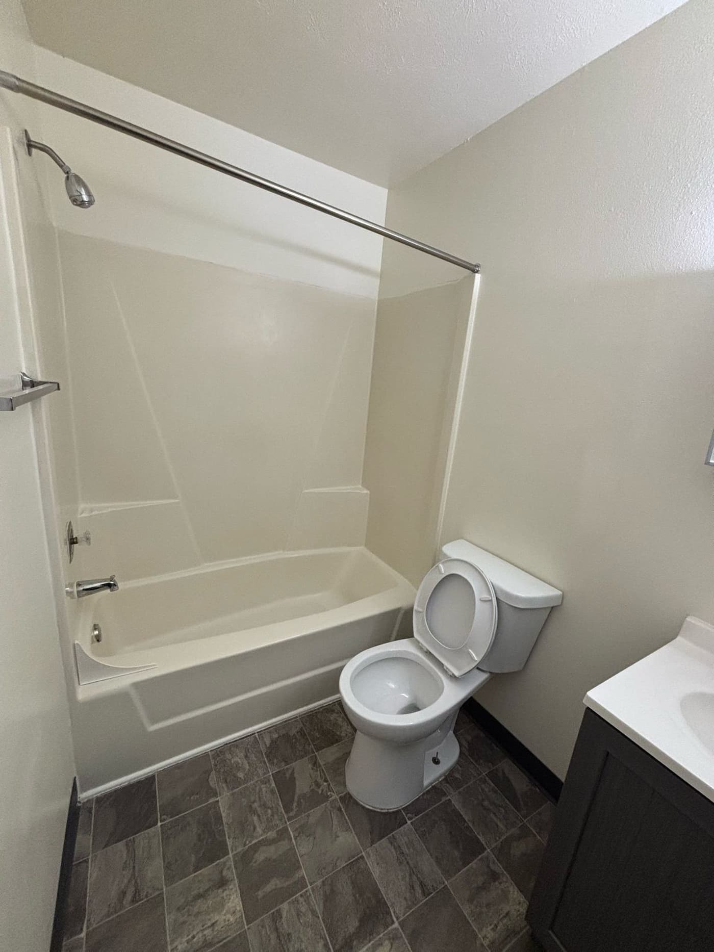 The Arbors - Rockford - Apartment - 69