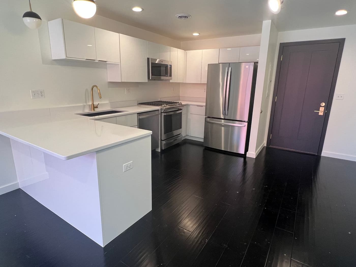 UEP 301 - Apartment - 7