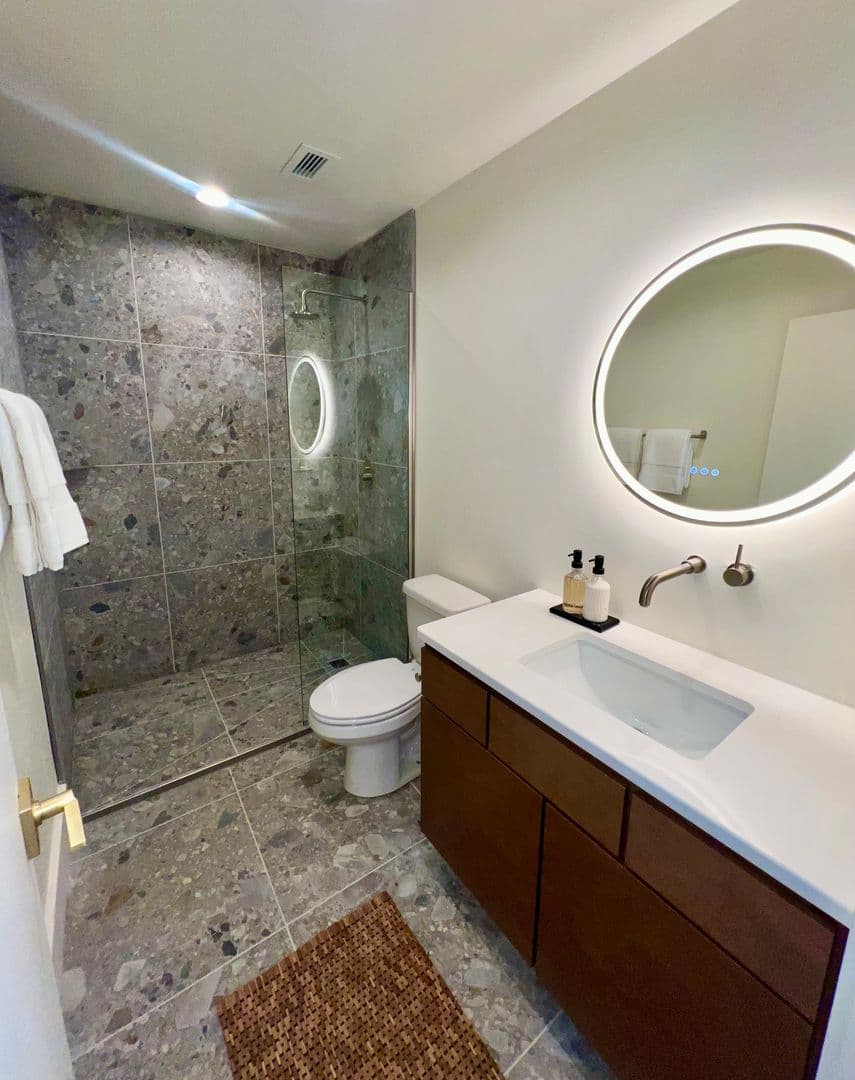 undefined apartments for rent - image - large (4).jpeg