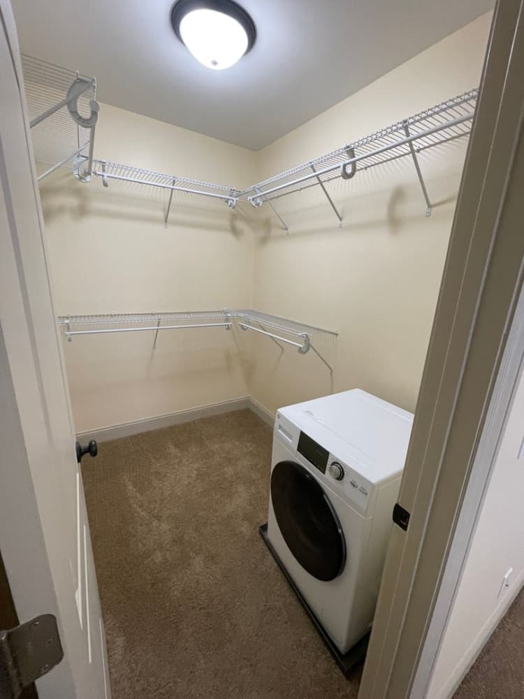 undefined apartments for rent - image - large (10).jpg