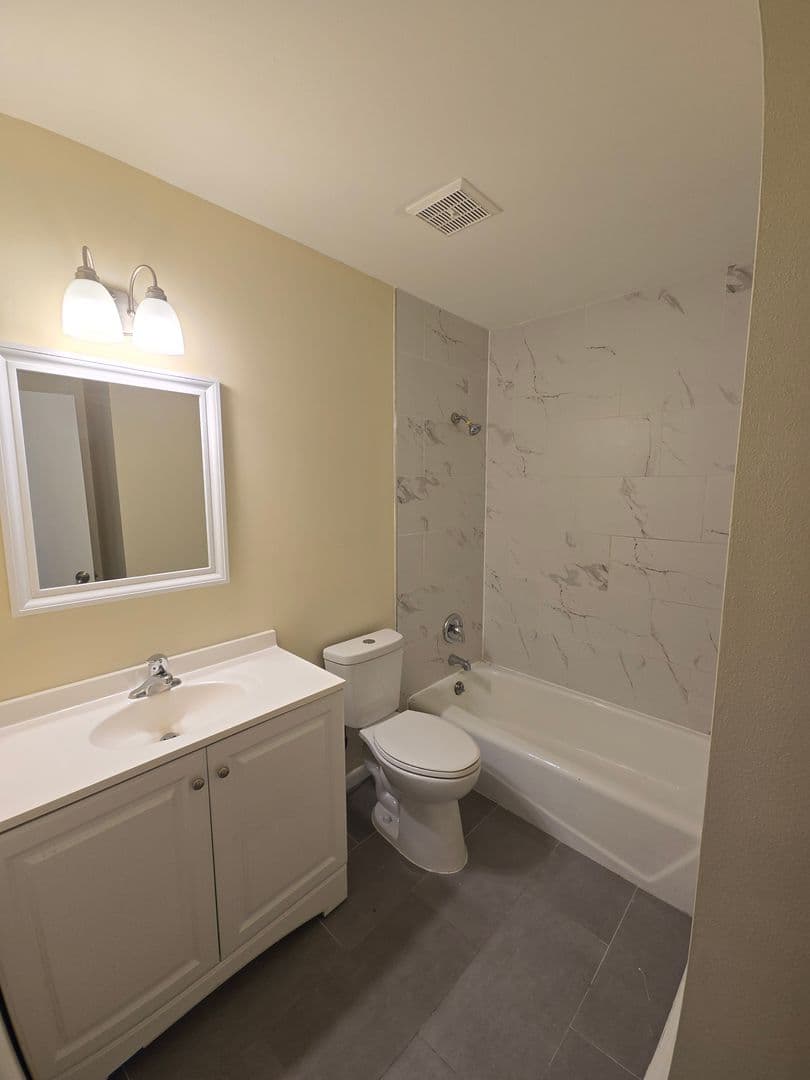 undefined apartments for rent - image - large (4).jpg - 3