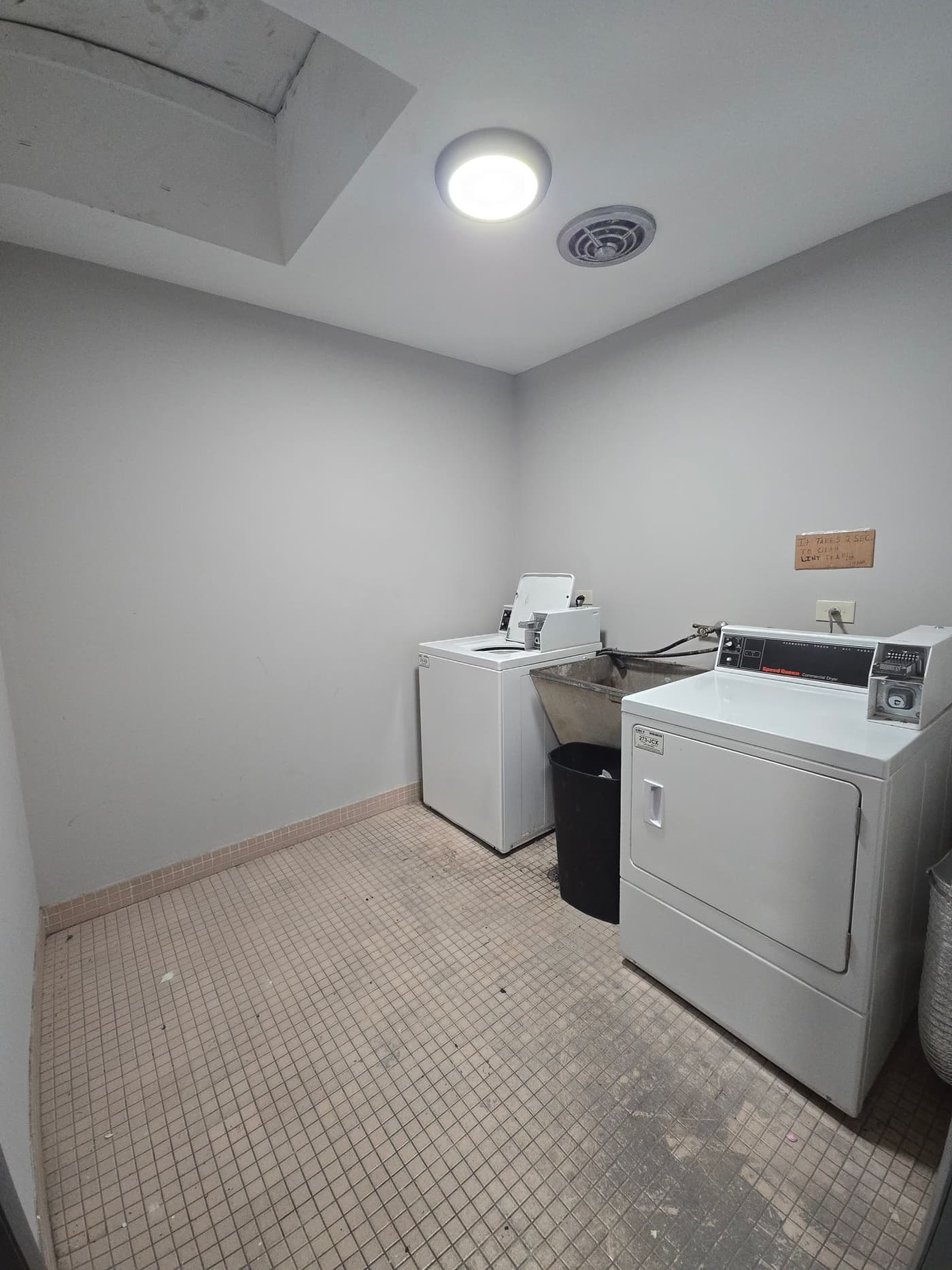 undefined apartments for rent - image - original.jpg - 0