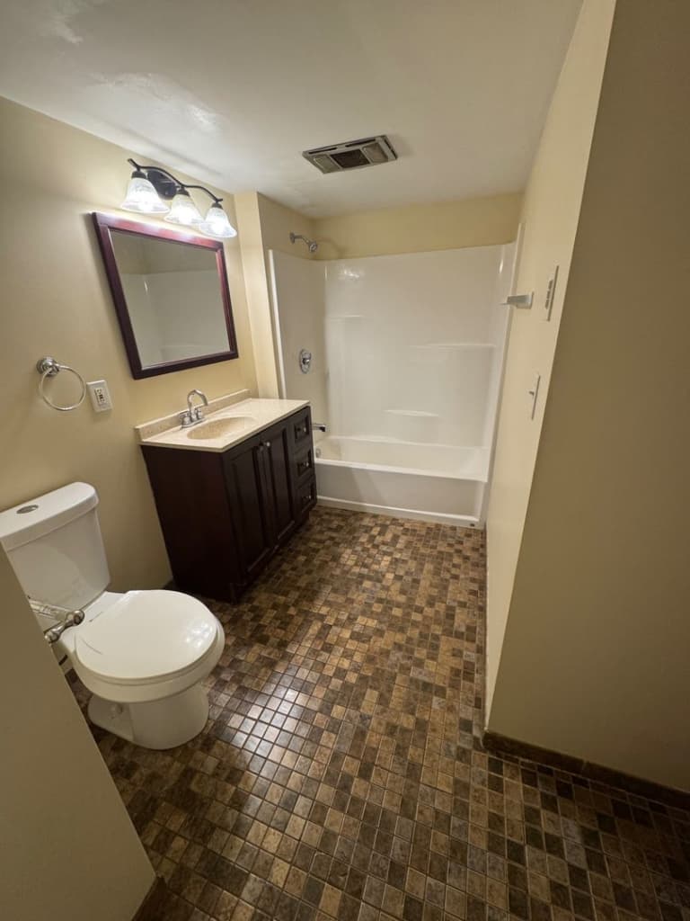 undefined apartments for rent - image - large (7).jpeg