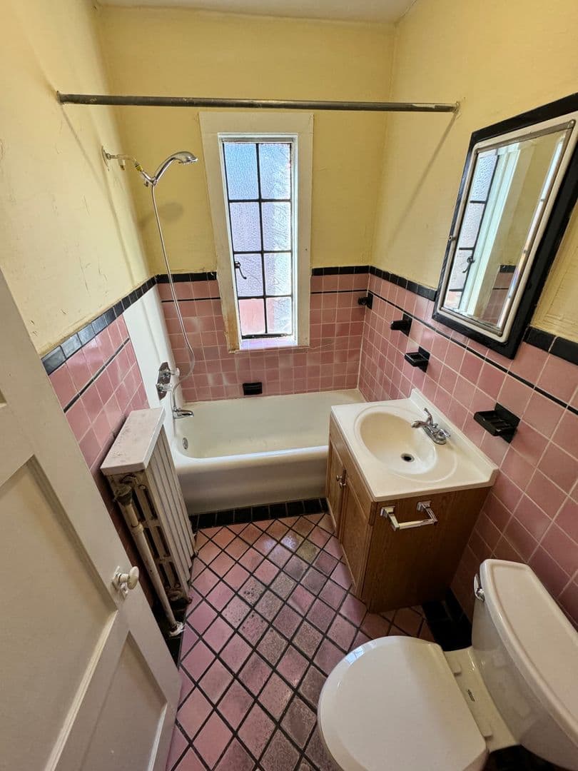 undefined apartments for rent - image - large (5).jpeg - 0