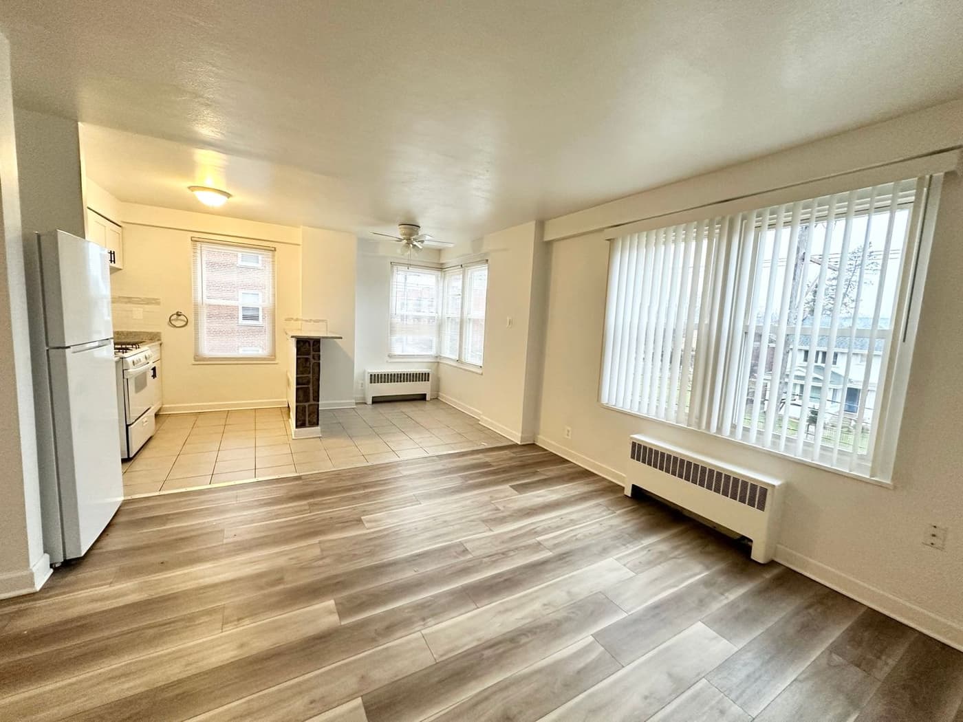 undefined apartments for rent - image - large (11).jpg - 3