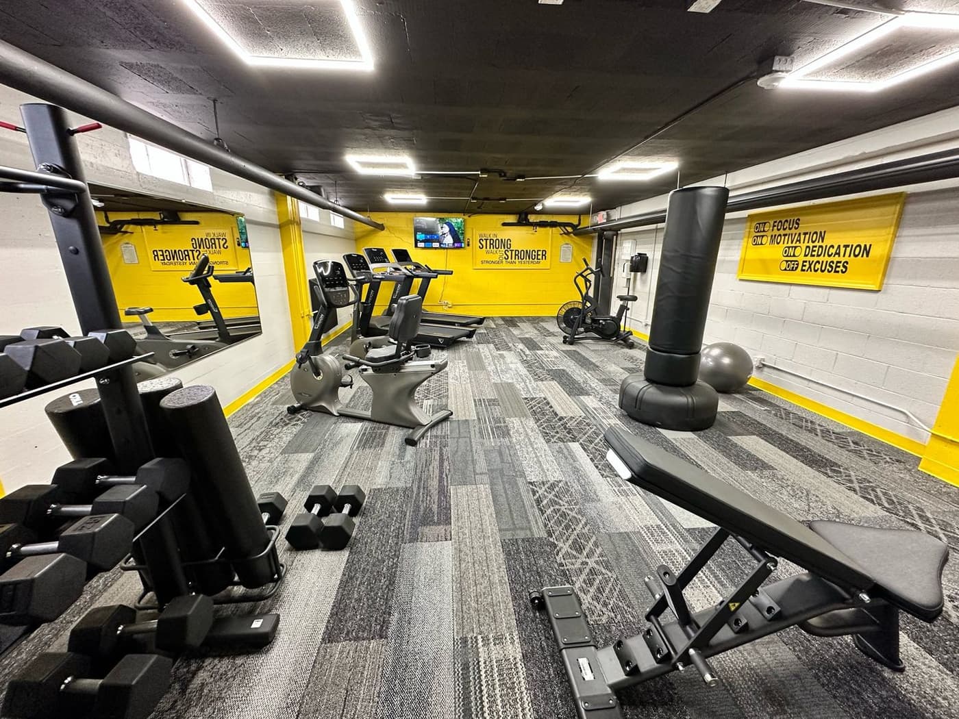 undefined apartments for rent - image - large (4).jpeg - 0