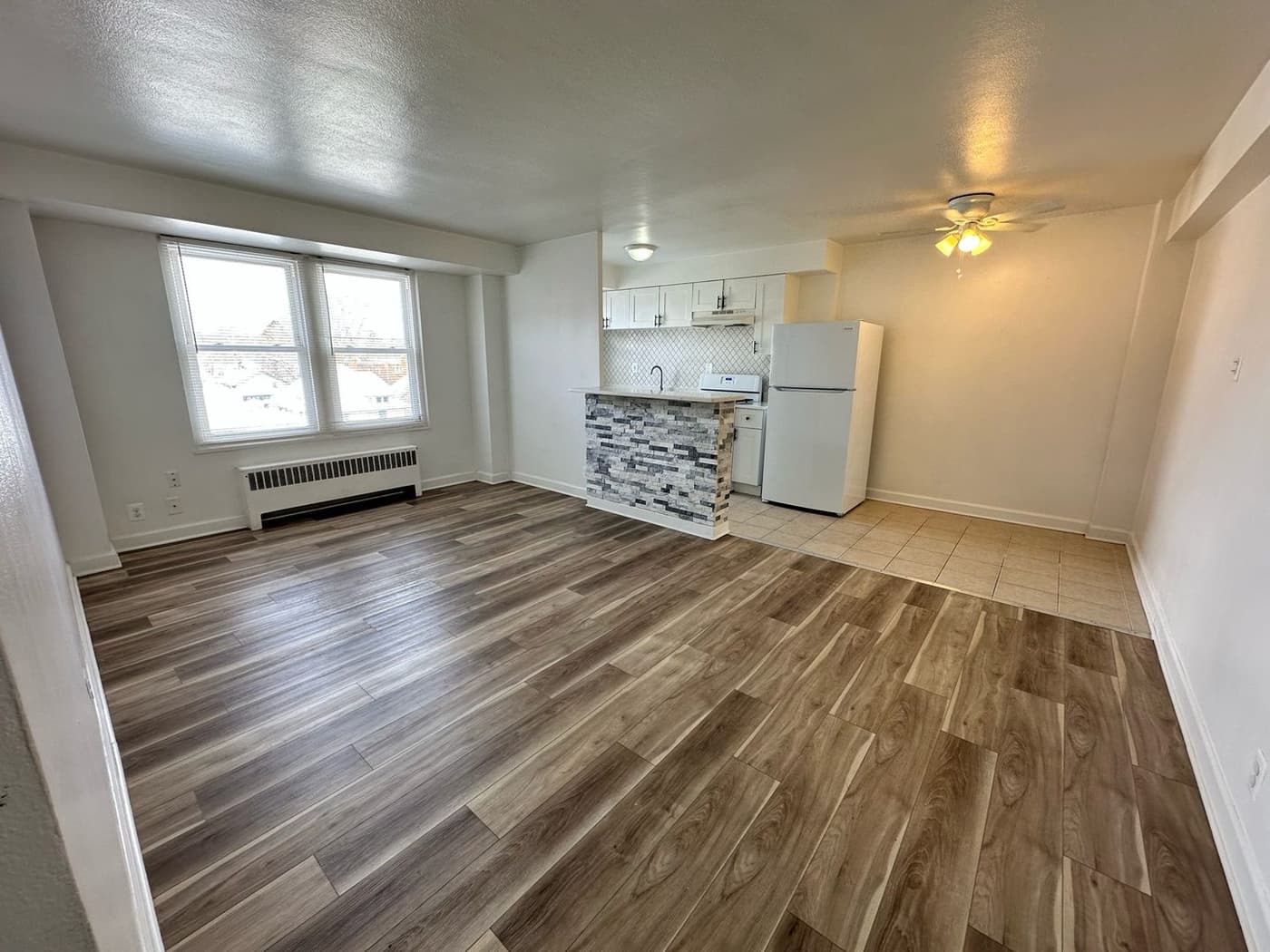 undefined apartments for rent - image - large.jpeg - 3