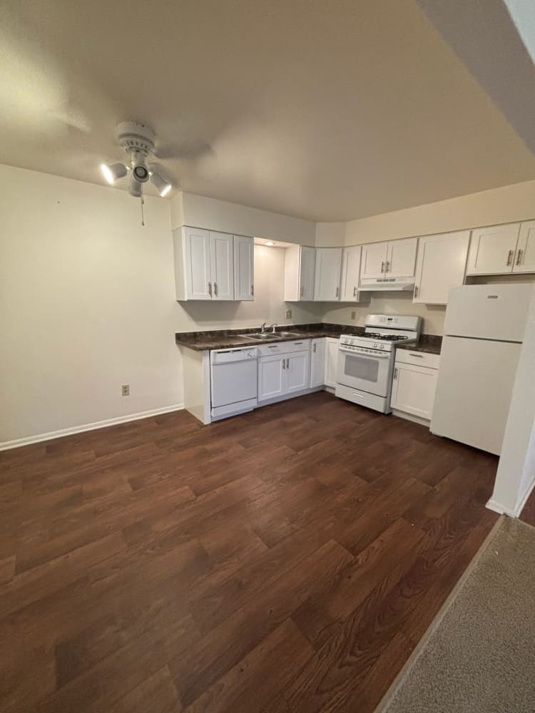 undefined apartments for rent - image - original.jpg_16.jpeg