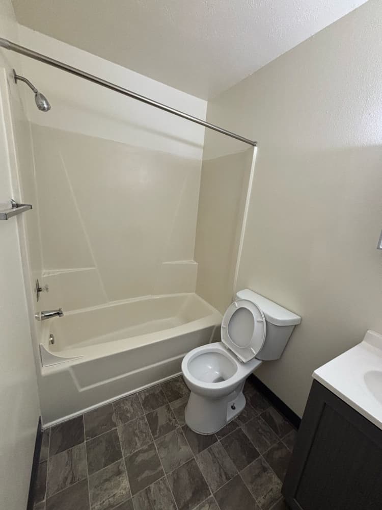 undefined apartments for rent - image - original.jpg_32.jpeg