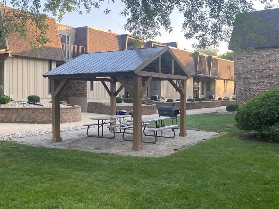 Rockford apartments for rent - Property image - ORCHARD HILLS ROCKFORD - 2