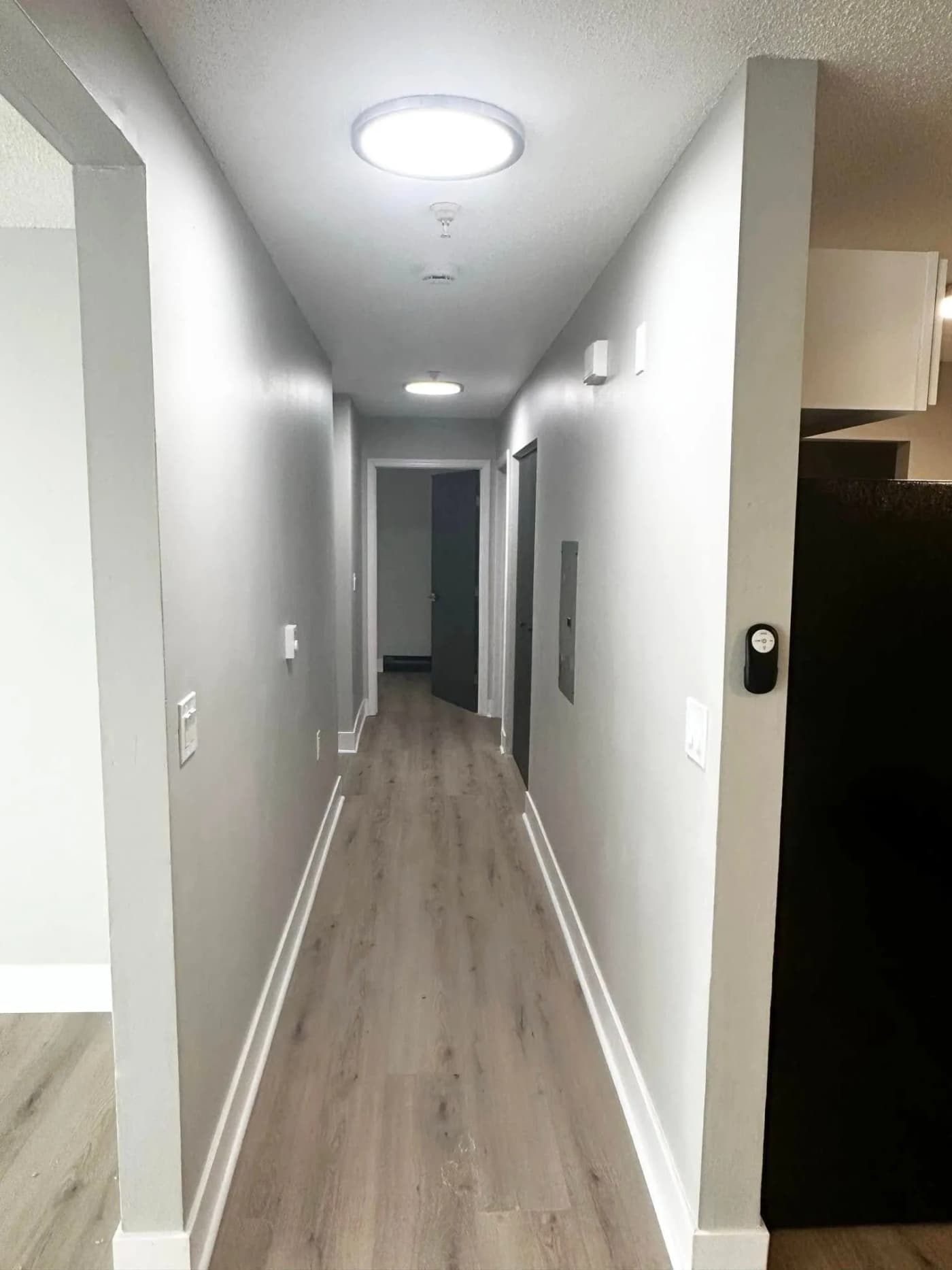 Rockford apartments for rent - Property image - HERSHEY MANOR APARTMENTS - 2