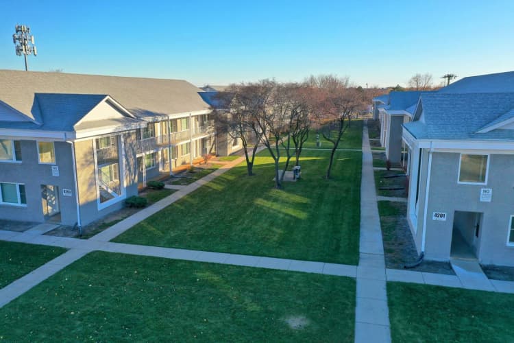 Rockford apartments for rent - image - Harrison+Beach-1920w.webp