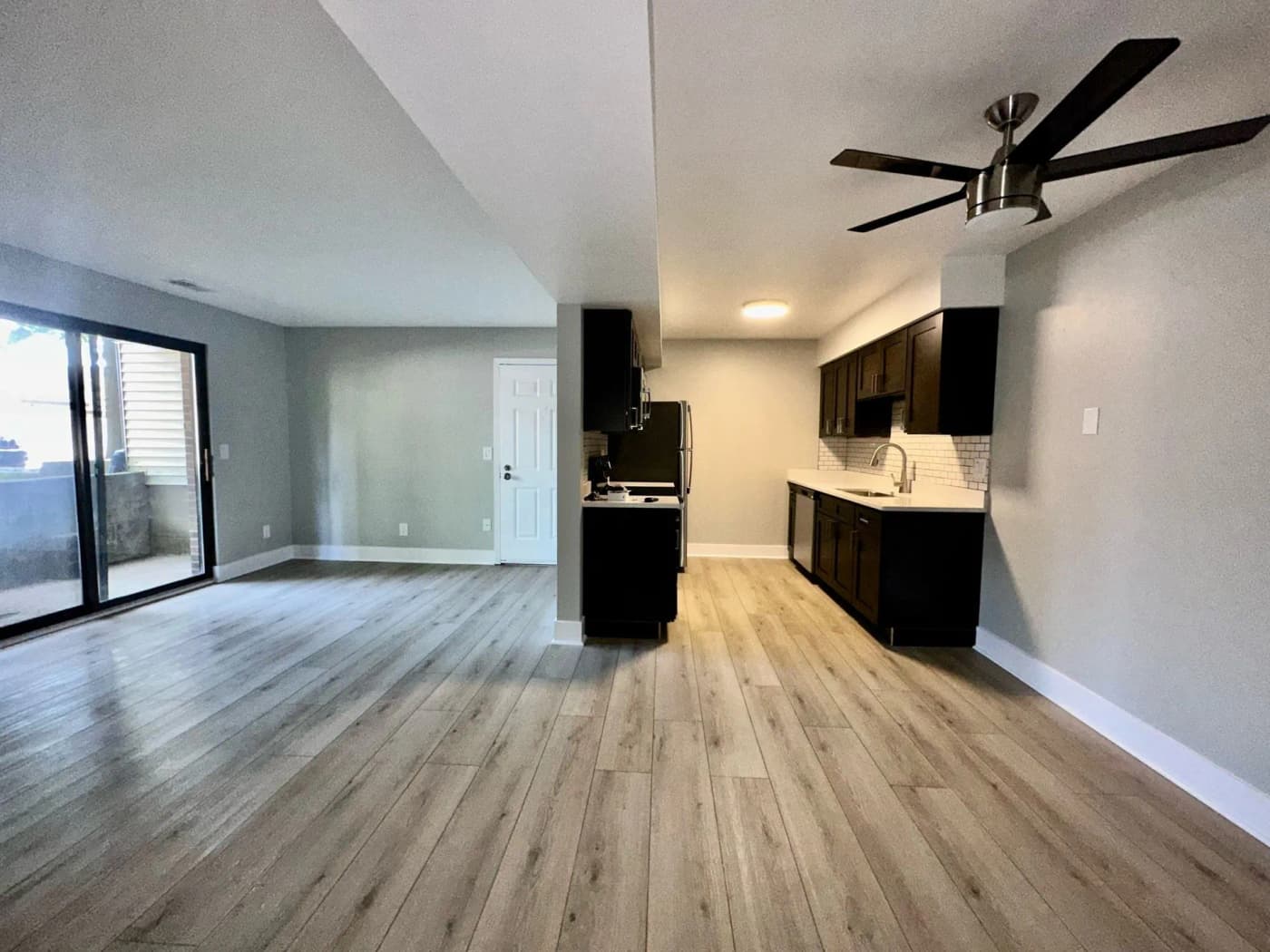 Rockford apartments for rent - Property image - Cherryvale Apartments - 2