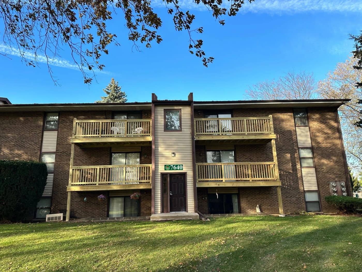 Rockford apartments for rent - Property image - Cherryvale Apartments - 2