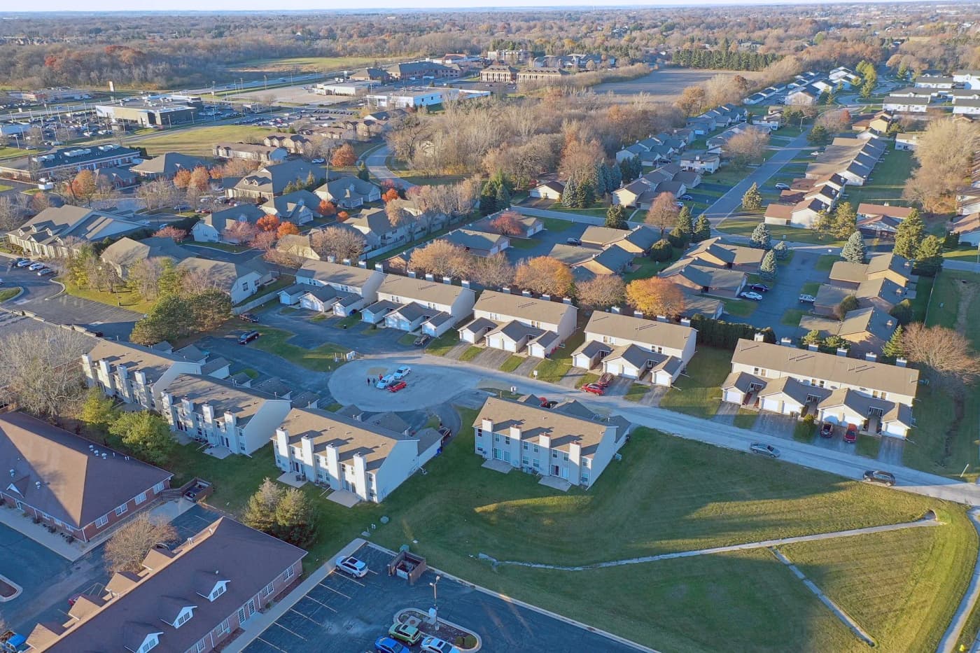 Rockford apartments for rent - Property image - Rockford Townhomes East - 1