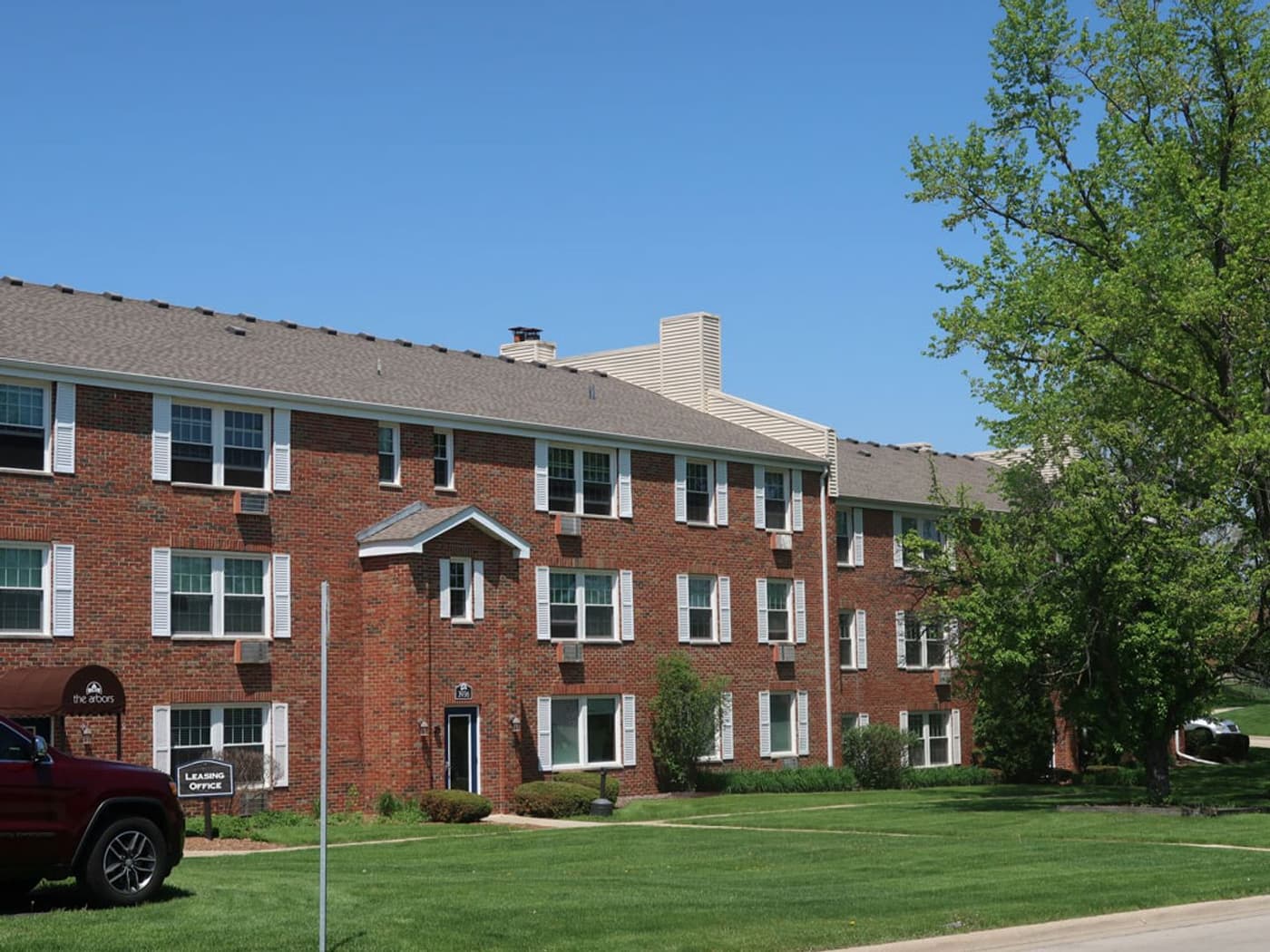 Rockford apartments for rent - Property image - The Arbors - Rockford - 1