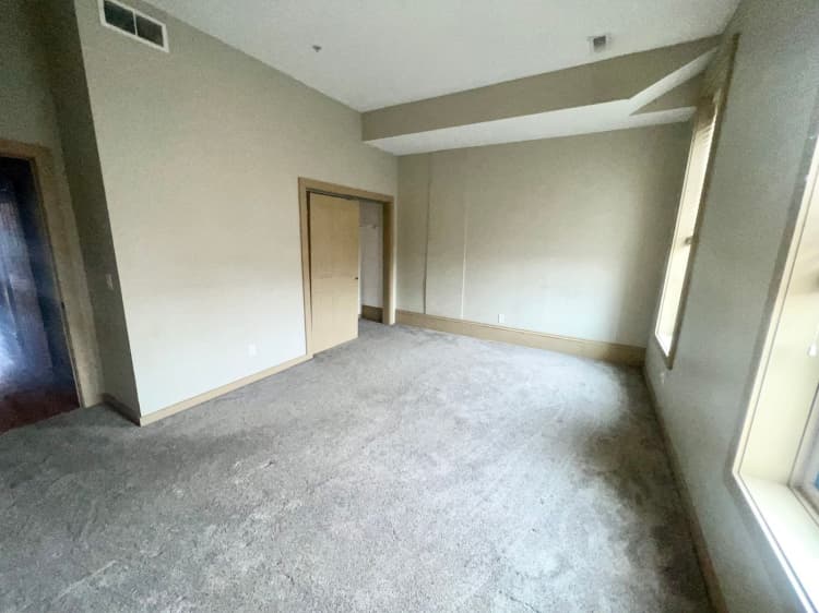 Rockford apartments for rent - image - large (6).jpeg
