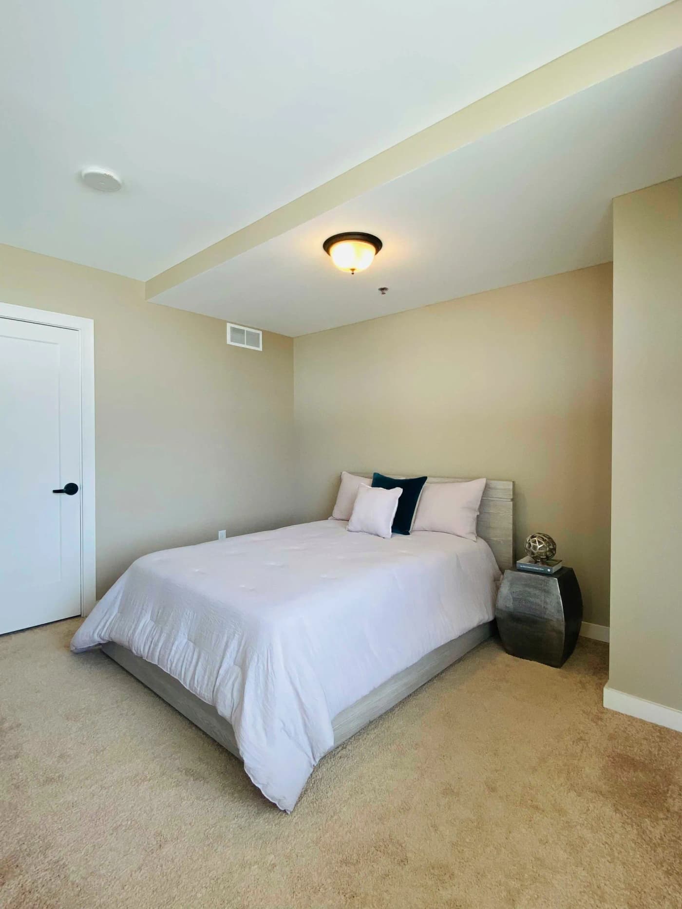 Rockford apartments for rent - Property image - Burnham Lofts - 3