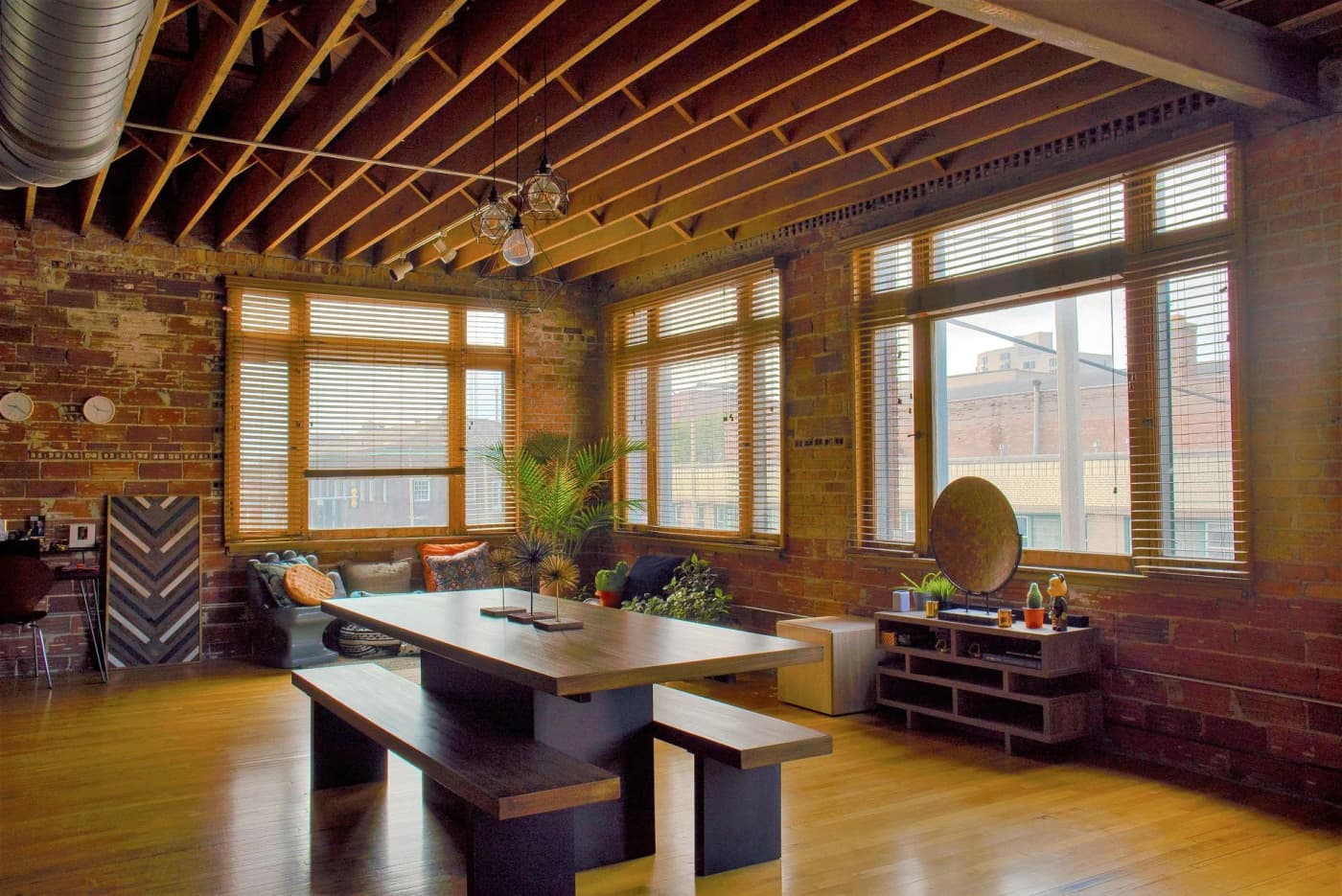 Rockford apartments for rent - Property image - Lofts 321 - 1