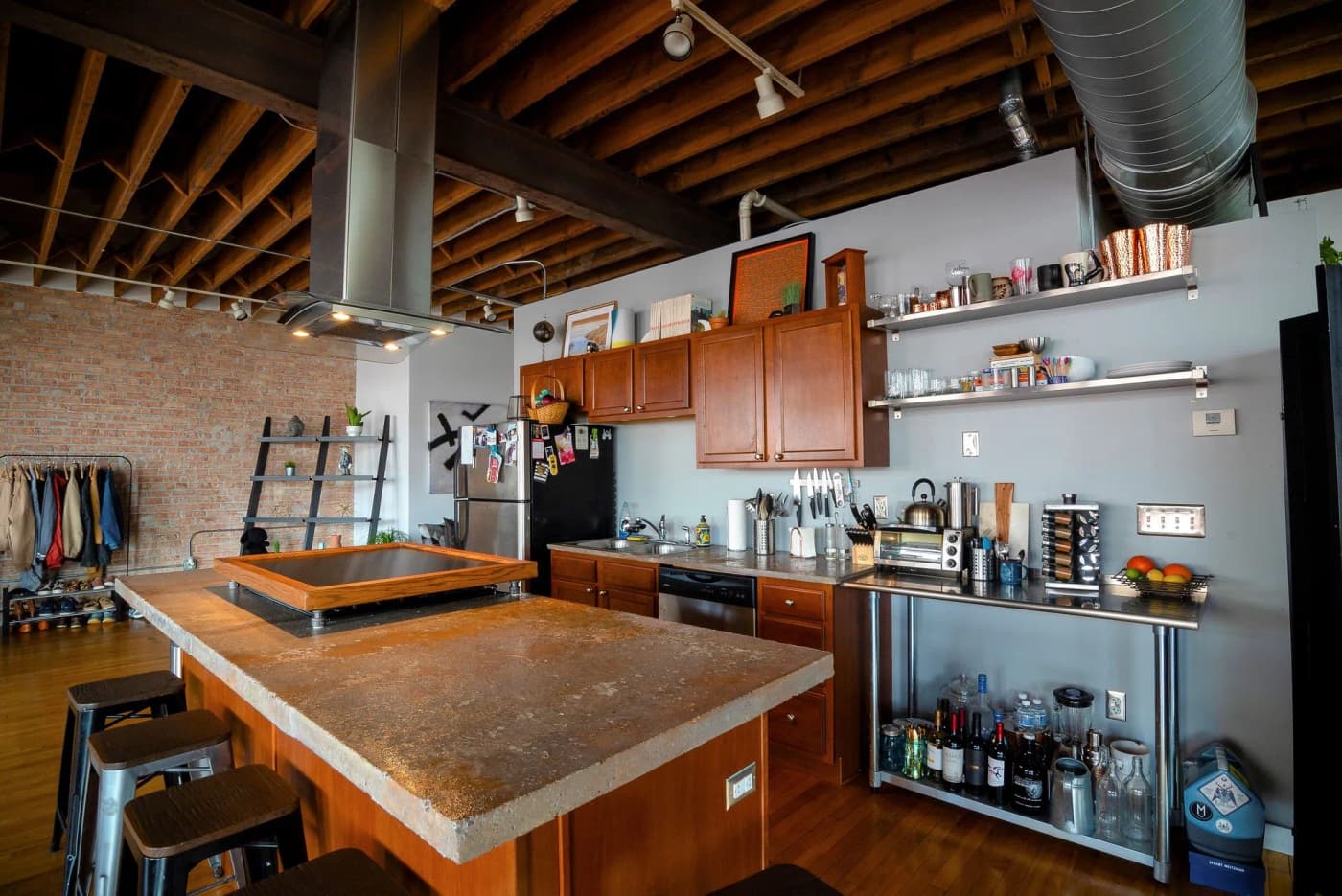 Rockford apartments for rent - Property image - Lofts 321 - 3