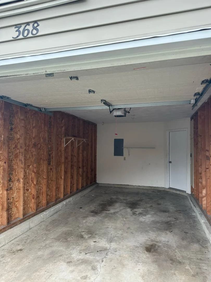 Rockford apartments for rent - Property image - 386 Amphitheater Drive - 2