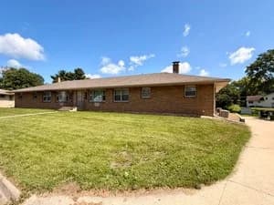 Rockford apartments for rent - Property image - 5434 Midvale Dr. - 1