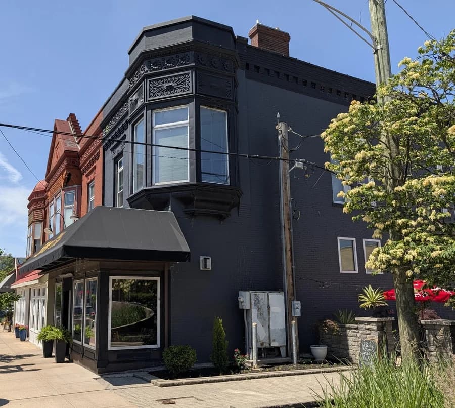 Rockford apartments for rent - Property image - 514 E State St - 1