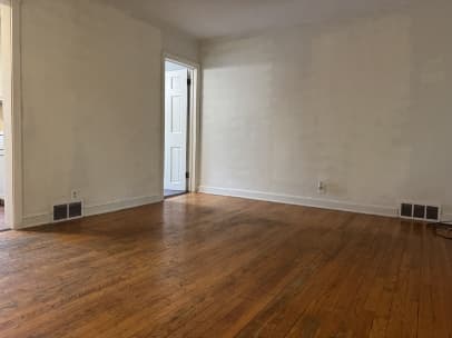 undefined apartments for rent - image - 8cba9ad7e41f4978b26162a2ef18cb7f.jpg