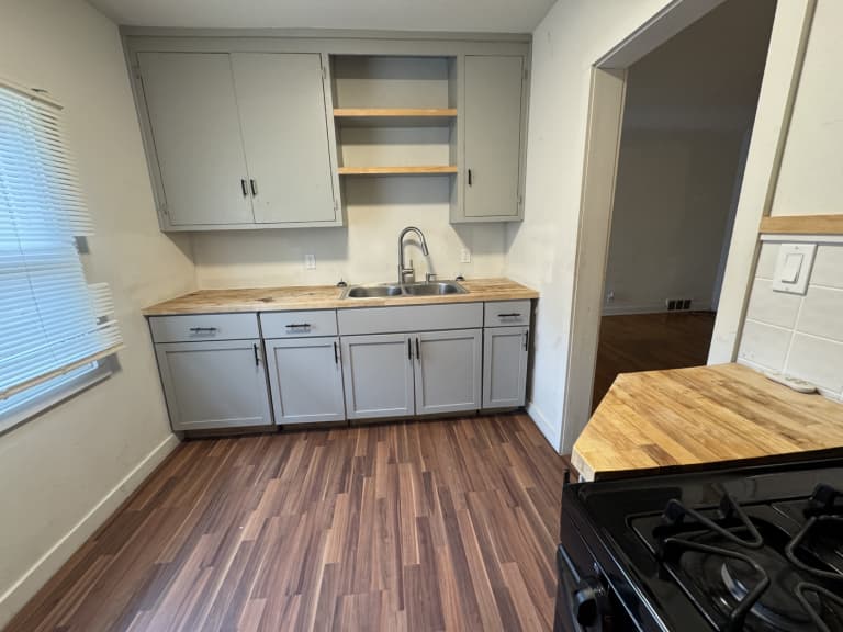undefined apartments for rent - image - 94cf6456c8284bc0a50670387cf1a1e6.jpg