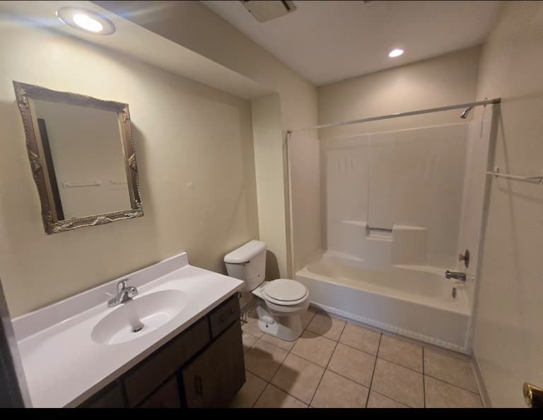 undefined apartments for rent - image - 559615dee86a47df8ef4dc740b411532.jpeg