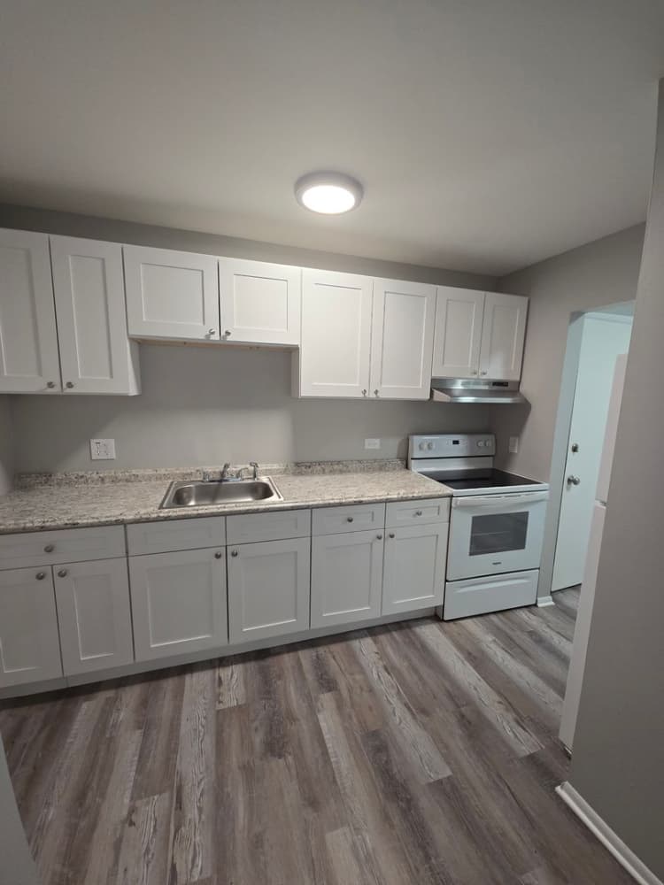 undefined apartments for rent - image - large (5).jpg