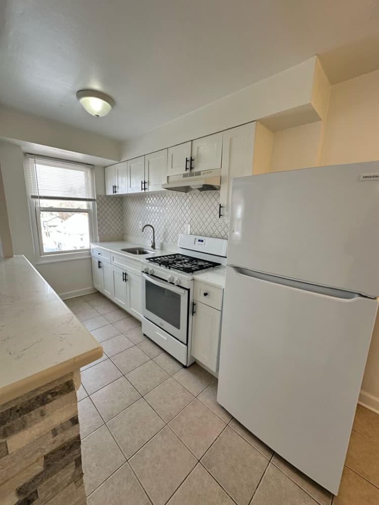 undefined apartments for rent - image - large (12).jpeg